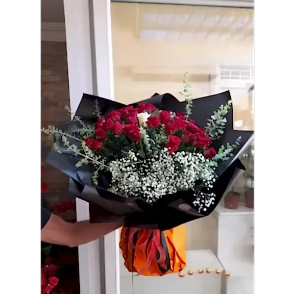 41 Kırmızı Gül buketi