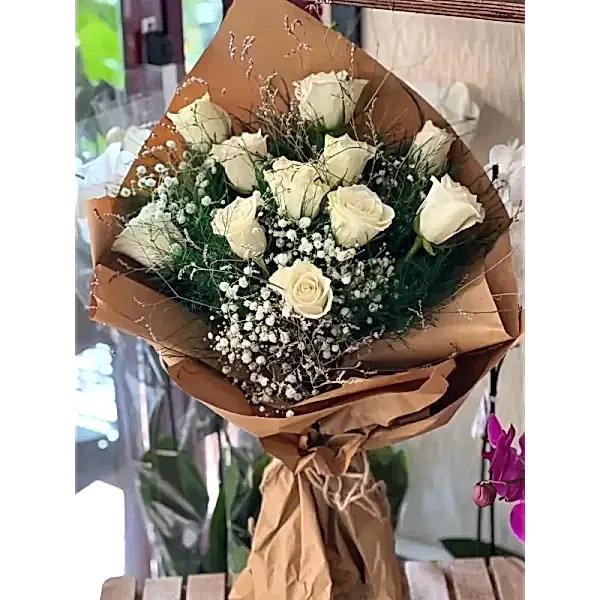 11 Beyaz Gül